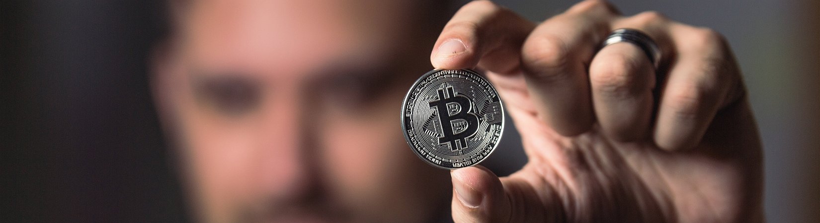 Abra CEO Claims Bitcoin is Protected by the Constitution of the U.S.