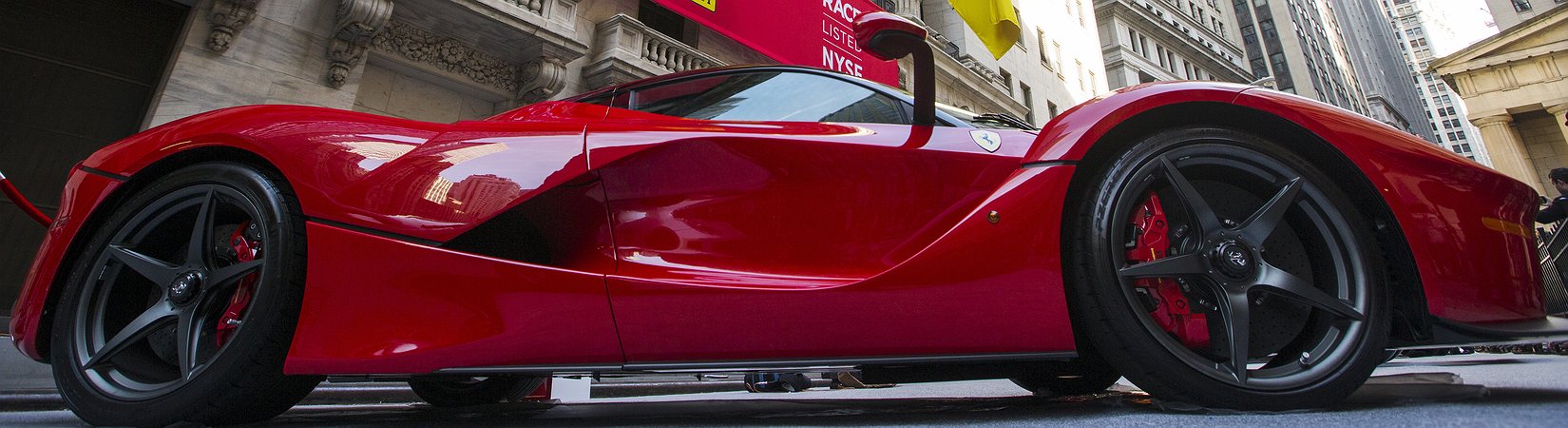 Las acciones de Ferrari suben en su primer día de cotización