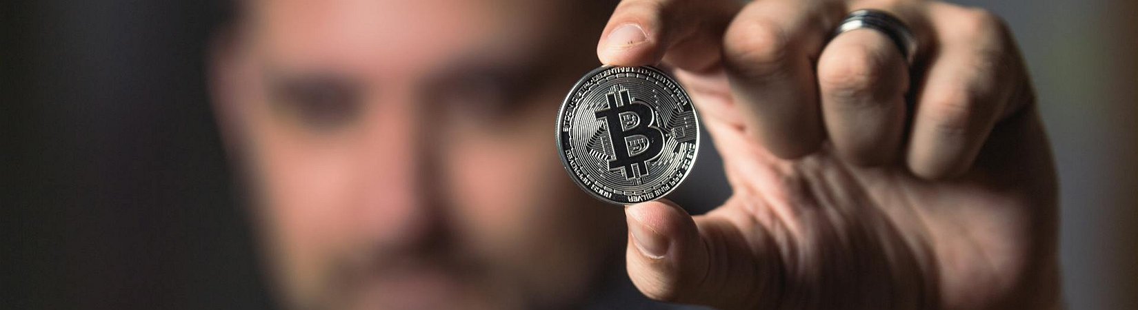 ARK Invest: El bitcoin alcanzará los 2,4 millones $ para 2030