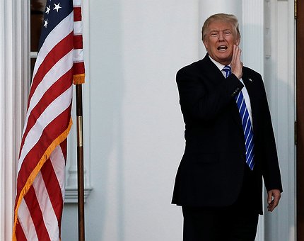 Trump non riaprirà le indagini contro la Clinton ma conferma l’intenzione di uscire dal Tpp