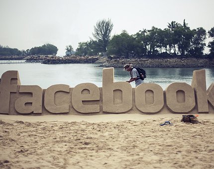 Facebook avançou que irá dar prioridade a notícias locais