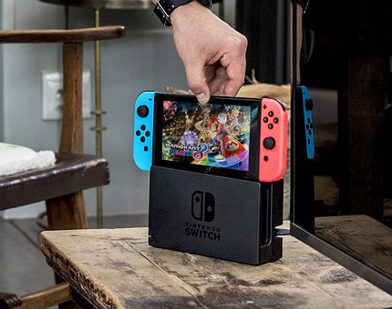Switch, consola híbrida da Nintendo, chega hoje às lojas