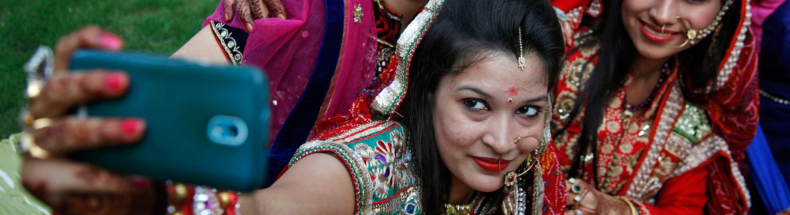 Smartphone indiano que custa 3 euros está novamente à venda