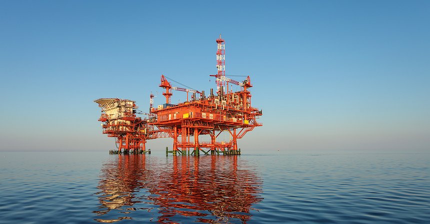 El precio del crudo Brent cae casi un 6% en un día