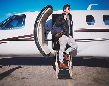 Conheça Erik Finman, o adolescente que se tornou milionário graças à Bitcoin