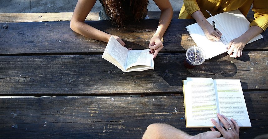 How Even An Average Student Stays In Profit By Leading A Portfolio With 5-10 Altcoins