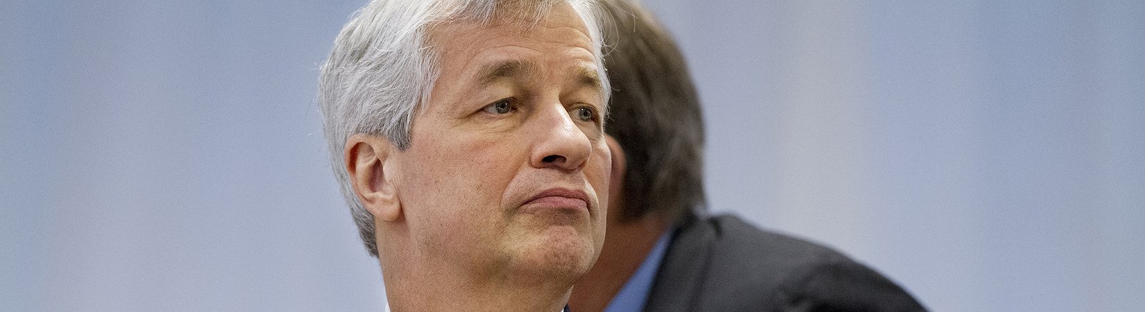 Director ejecutivo de JPMorgan: Las criptomonedas son esquemas Ponzi descentralizados