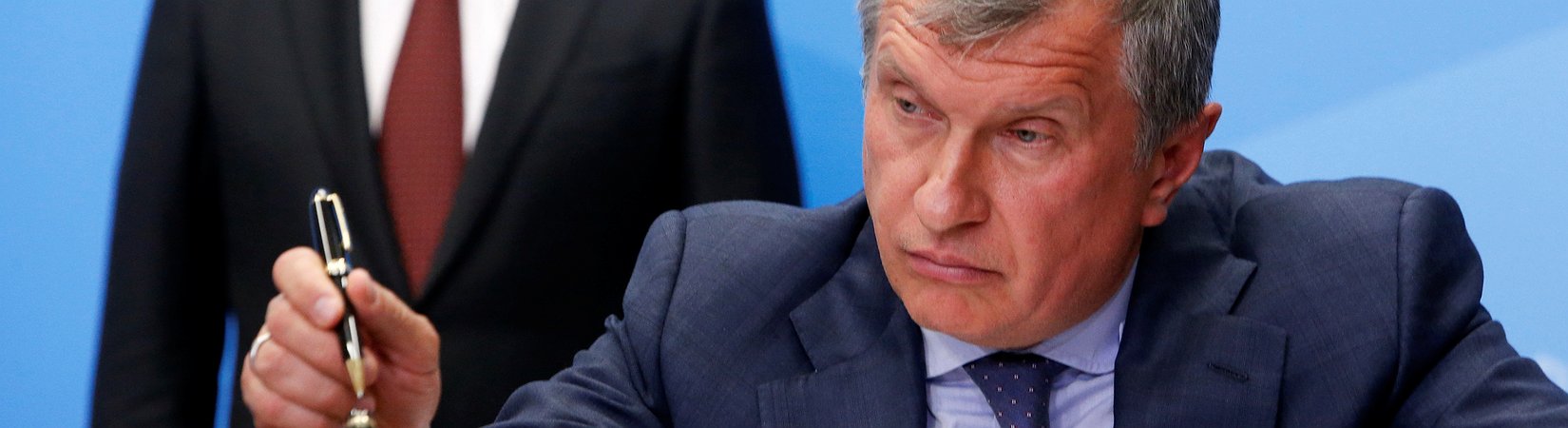 Rusia va a privatizar Rosneft, la mayor petrolera del país