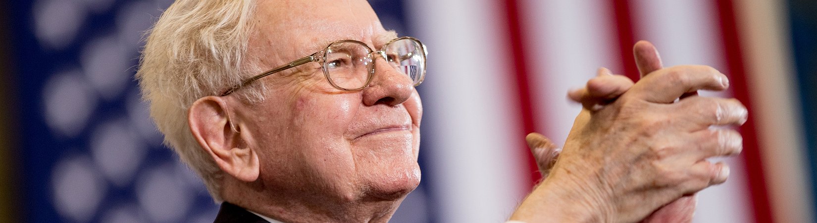 Warren Buffett dice que lleva 77 años con este "extraño" hábito