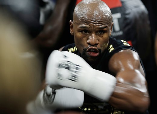 Floyd Mayweather and Dj Khaled Get Rid of Lawsuit Brought by Investors