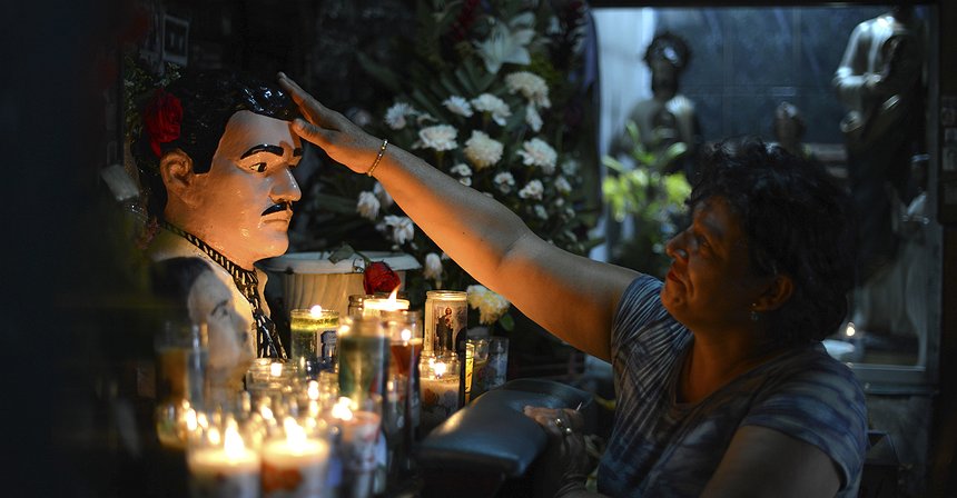 إل تشابو يعد بالقضاء على داعش