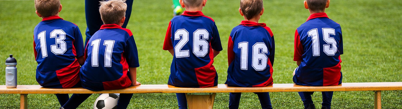 كرة القدم أم الكمان؟