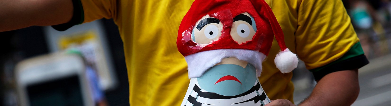 Buscas em casa de ex-Presidente brasileiro Lula da Silva