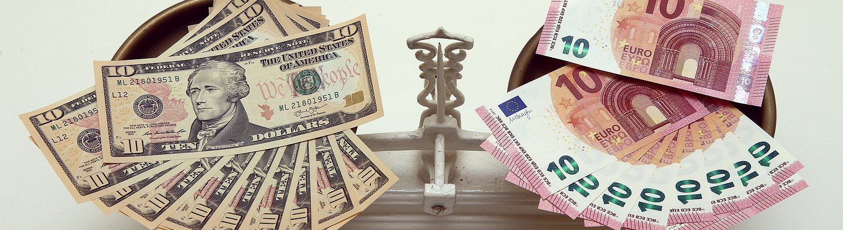 Euro/Dollaro verso la parità