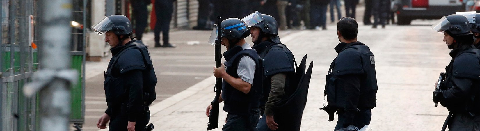 I risultati delle retate antiterrorismo a Parigi