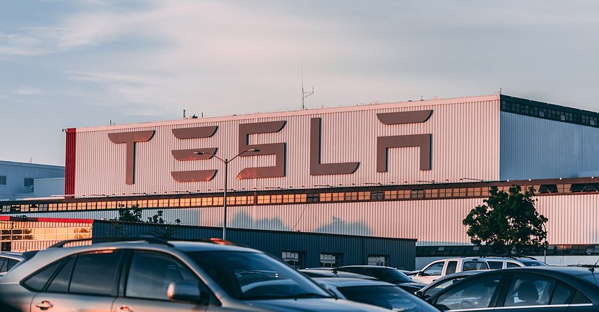 Tesla Suffers Losses on Bitcoin Investment