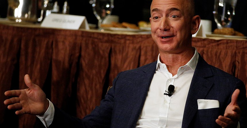 Jeff Bezos's Fortune Reaches a Record $211B