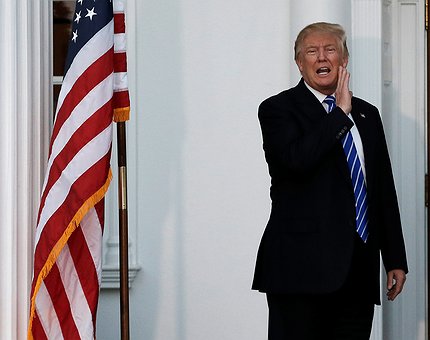 Trump se reúne con los aspirantes al nuevo Gabinete