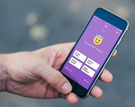 Facebook comprou aplicação de questionários anónimos