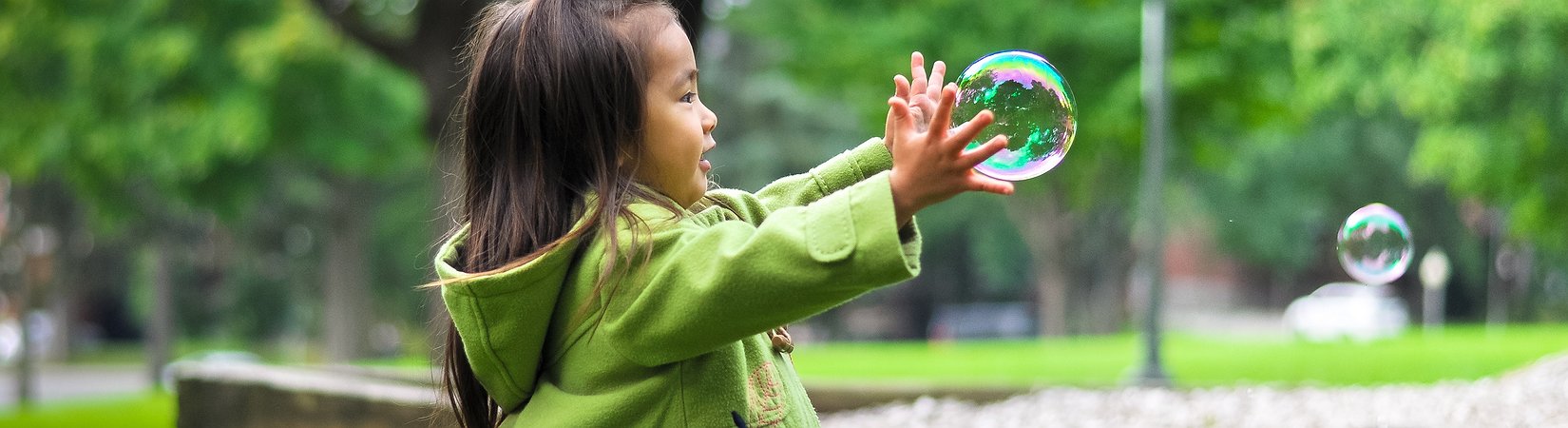 ما المخيف في نمو أسهم Apple وAmazon