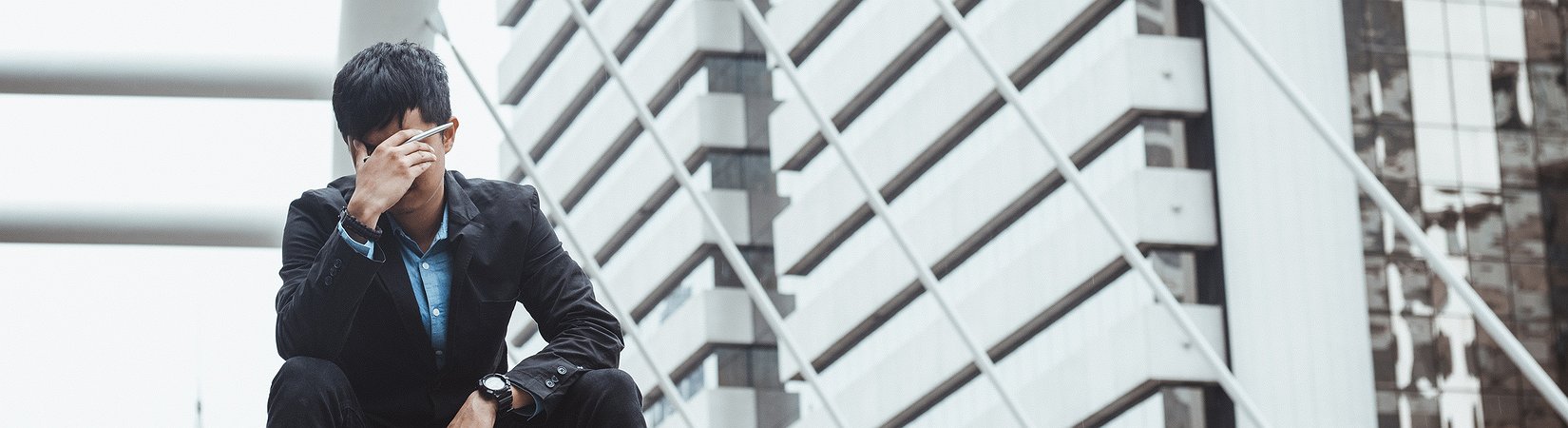 El bitcoin cae hasta los 7.900 $