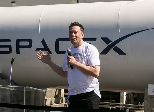 SpaceX quiere recaudar 500 millones $ para desarrollar un proyecto de Internet por satélite