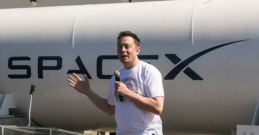 SpaceX quiere recaudar 500 millones $ para desarrollar un proyecto de Internet por satélite