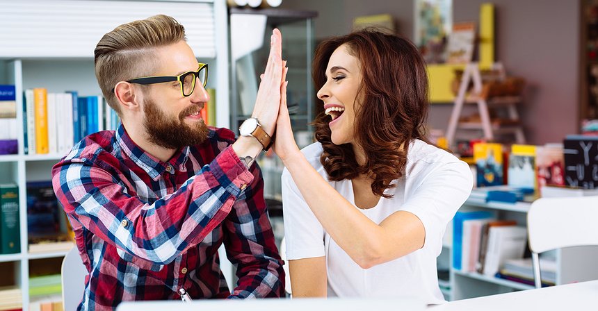 كيف تبقى إيجابياً في العمل بغض النظر عن كل شيء