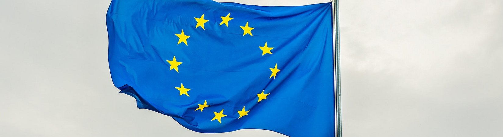 European Commissioner Urges Crypto Industry to Help Regulate DeFi