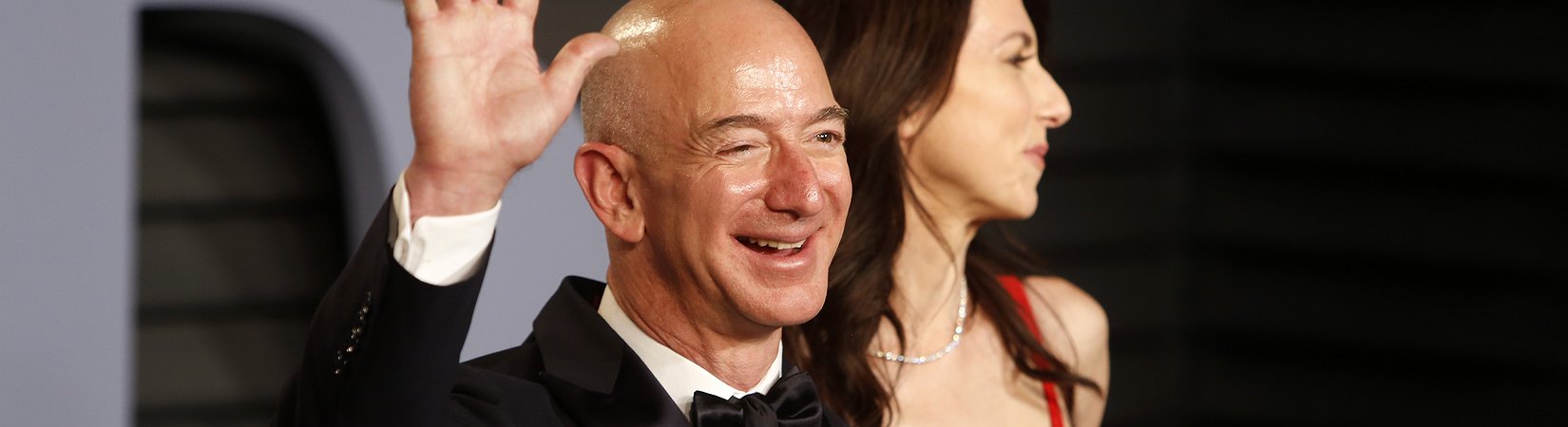 ¿En qué se gastan su dinero Jeff Bezos, Elon Musk y otros multimillonarios?