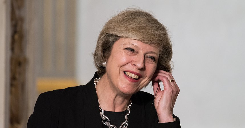 Theresa May: “Elezioni l’8 giugno”