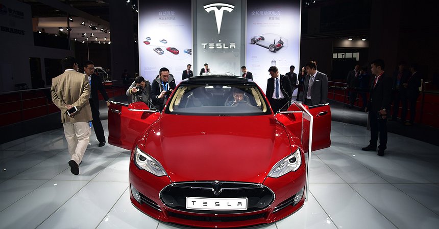 Conheça o novo sistema de condução autónoma da Tesla