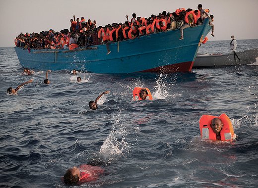 HSBC: “L’Italia sostiene il peso maggiore della crisi dei migranti in Europa”
