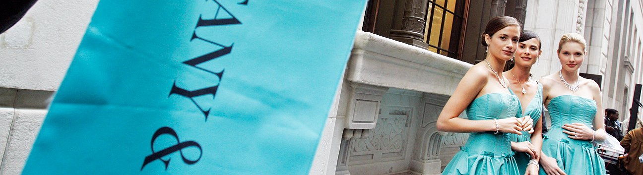 حفلة لدى Tiffany.. ماذا يحصل بأسهم منتجي المنتجات الفاخرة