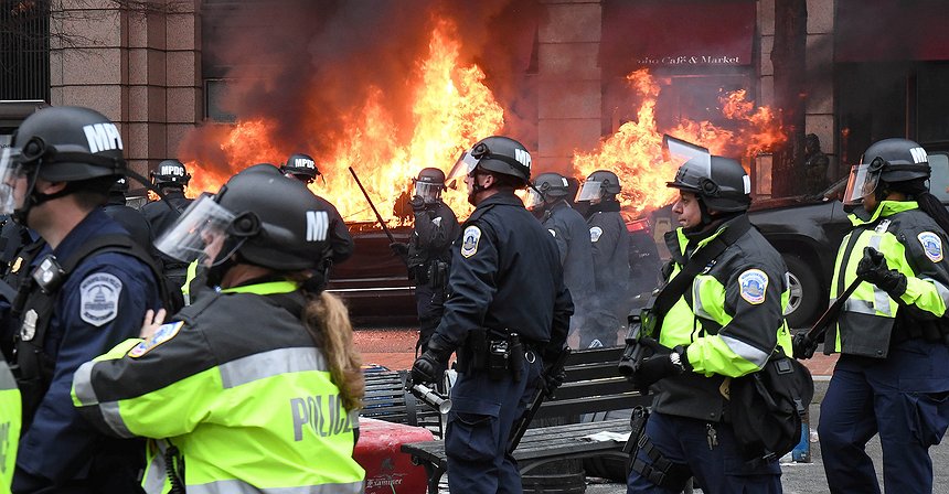 La marcia anti-Trump