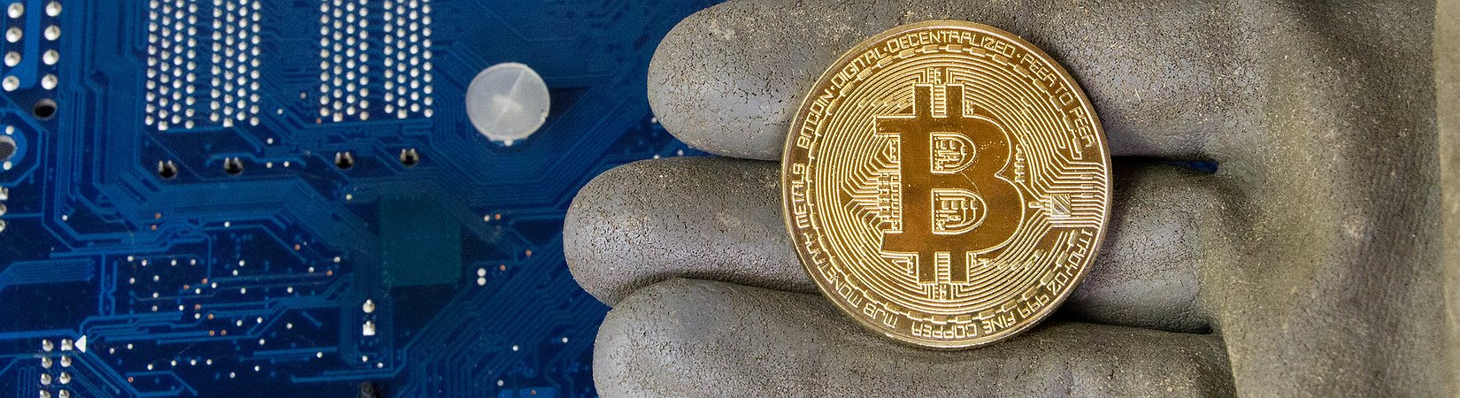 Los mineros de bitcoin ganan más de 1.500 millones $ en marzo