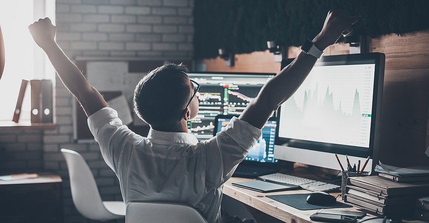 كيف يجعل البلوكشين تجارة العملات المشفرة متاحة للجميع