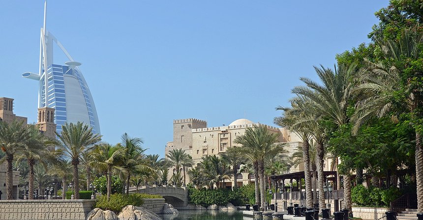 Advantages of Living and Working in Dubai