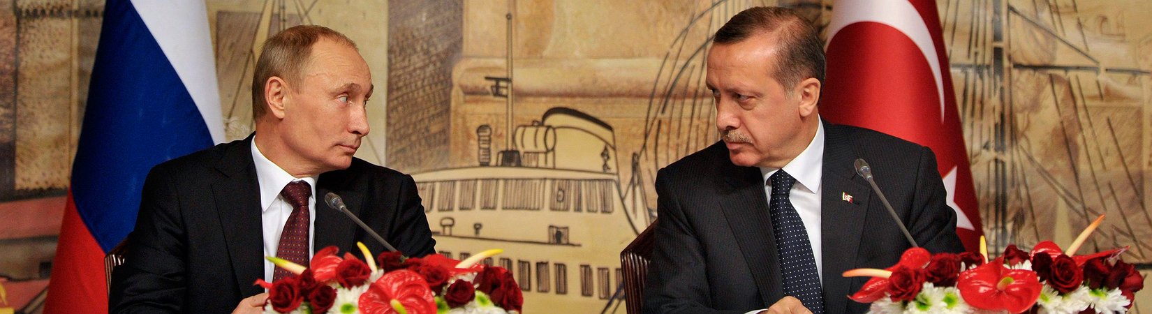 Erdogan e Putin encontram-se em São Petersburgo