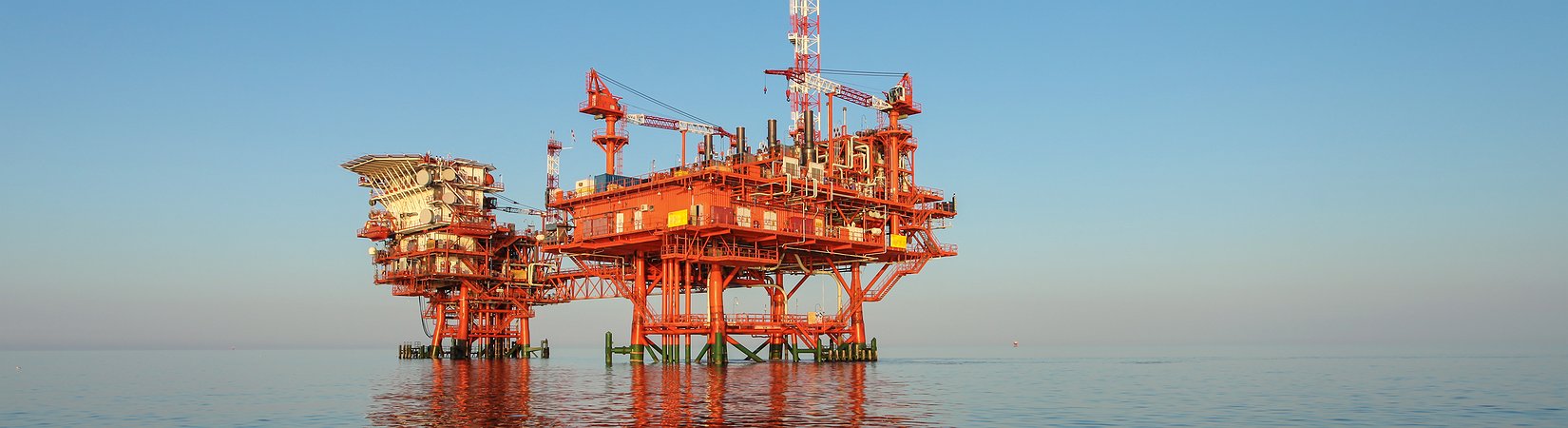 El precio del crudo Brent supera los 64 $ por primera vez en dos años