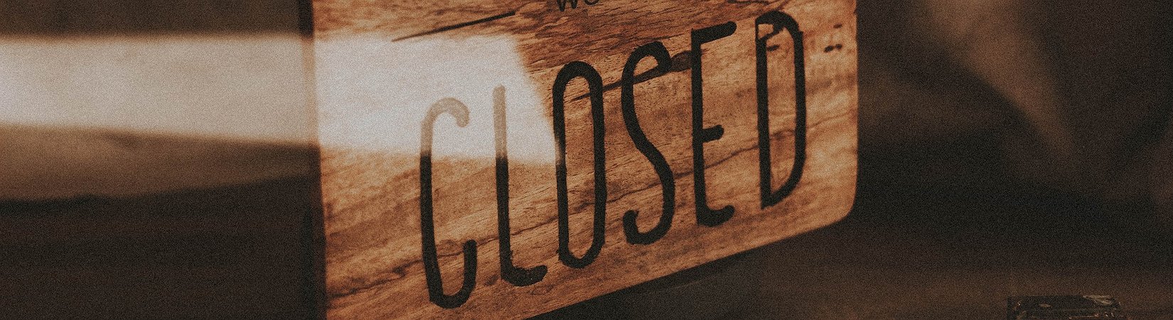 Solana Closes Two Stores in the US