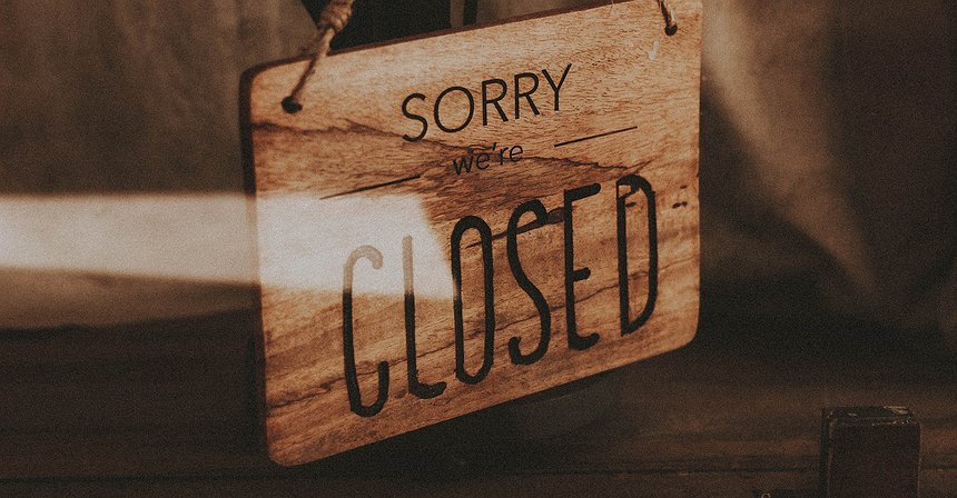 Solana Closes Two Stores in the US