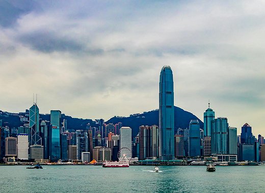 Hong Kong's Central Bank to Help Banks Adopt DLT