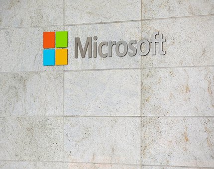 Microsoft associa a «blockchain» aos seus produtos