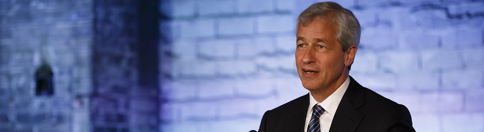 كيف تصبح مليارديرا كرئيس بنك جيه بي مورجان