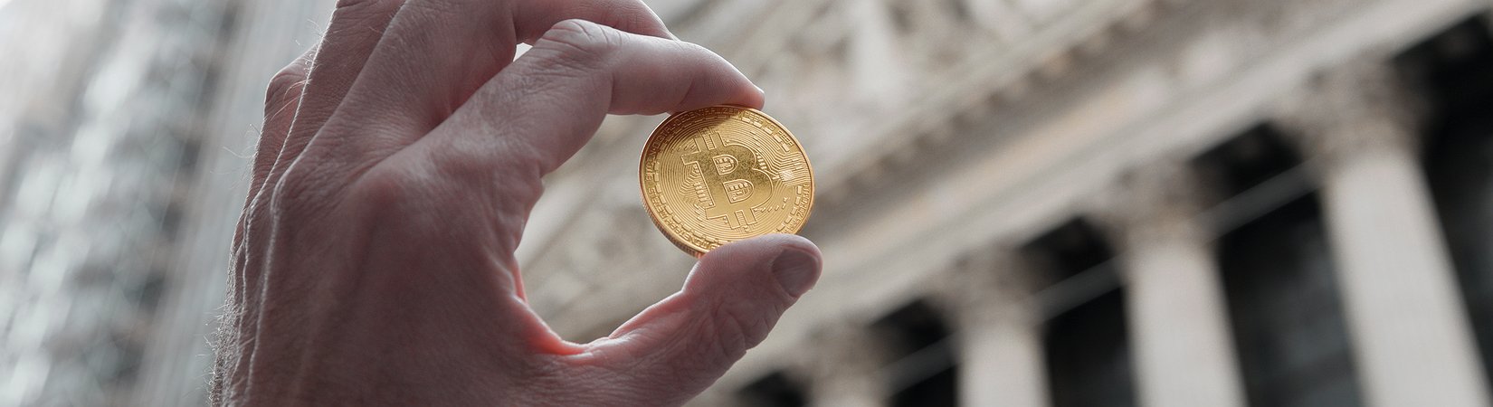 El lanzamiento de los futuros de bitcoin de Bakkt es pospuesto un mes