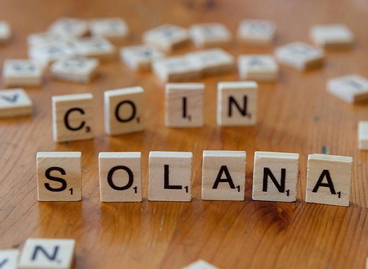 First Staking ETF with Exposure to Solana Debuts in the US