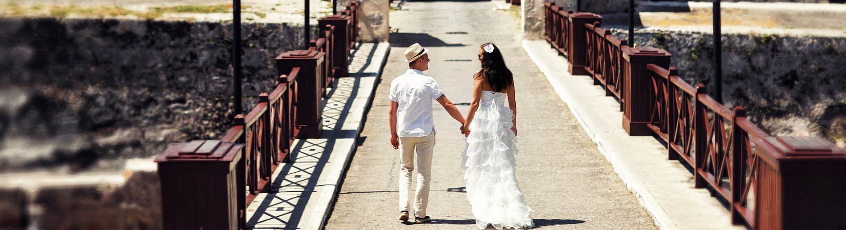 الأمريكيون يسيطرون على جزيرة الحرية