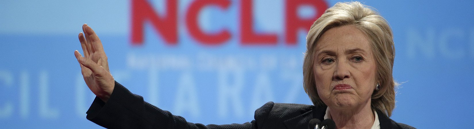 هيلاري كلينتون ضد Uber 