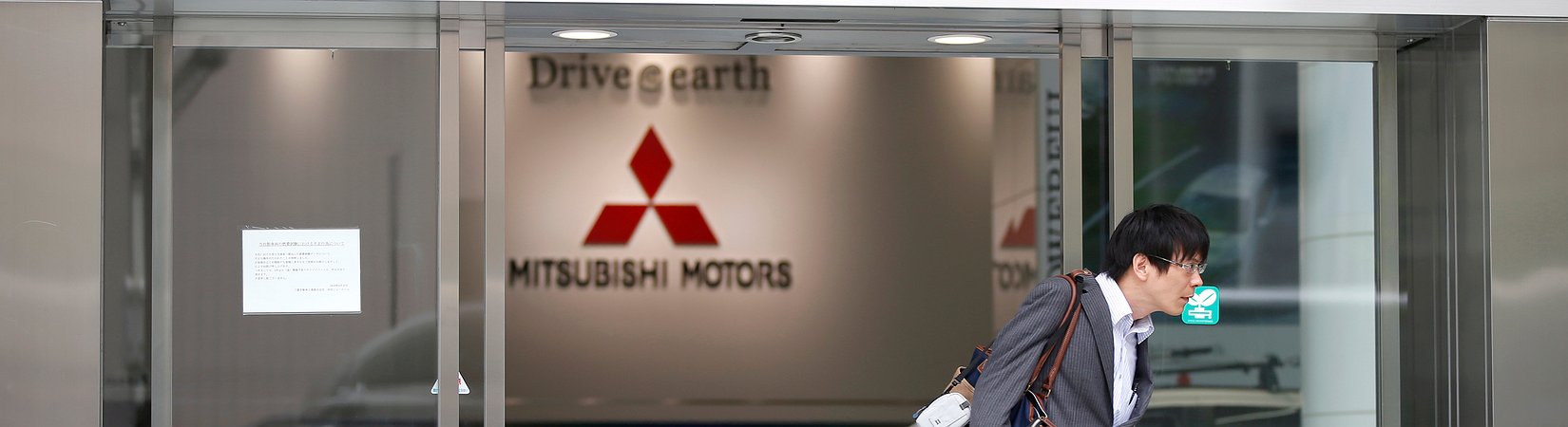 Mitsubishi Motors admite su culpa y congela la venta de vehículos